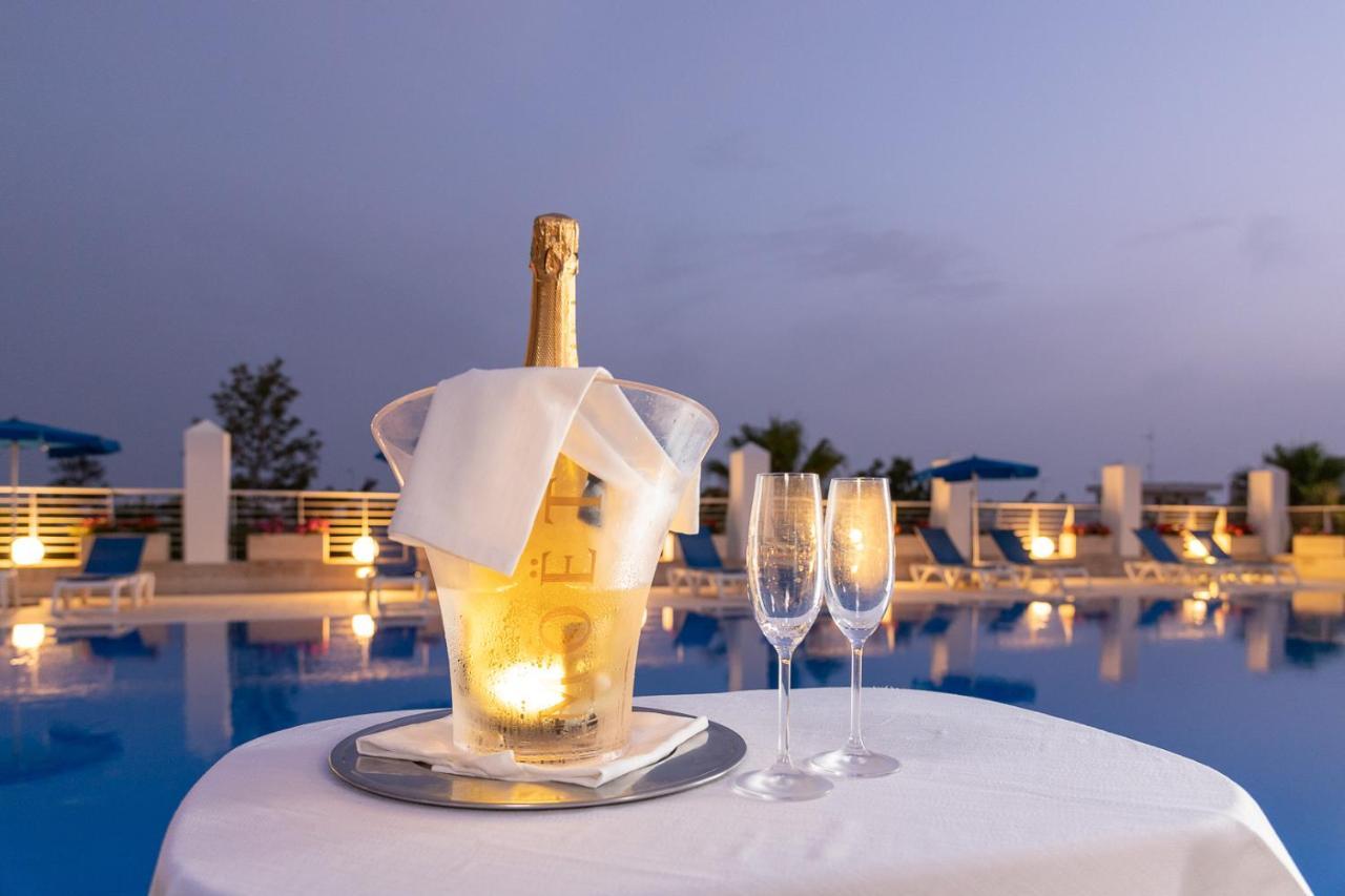 Club Azzurro Hotel & Resort Porto Cesareo Exteriér fotografie