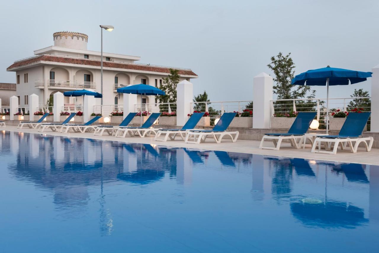 Club Azzurro Hotel & Resort Porto Cesareo Exteriér fotografie
